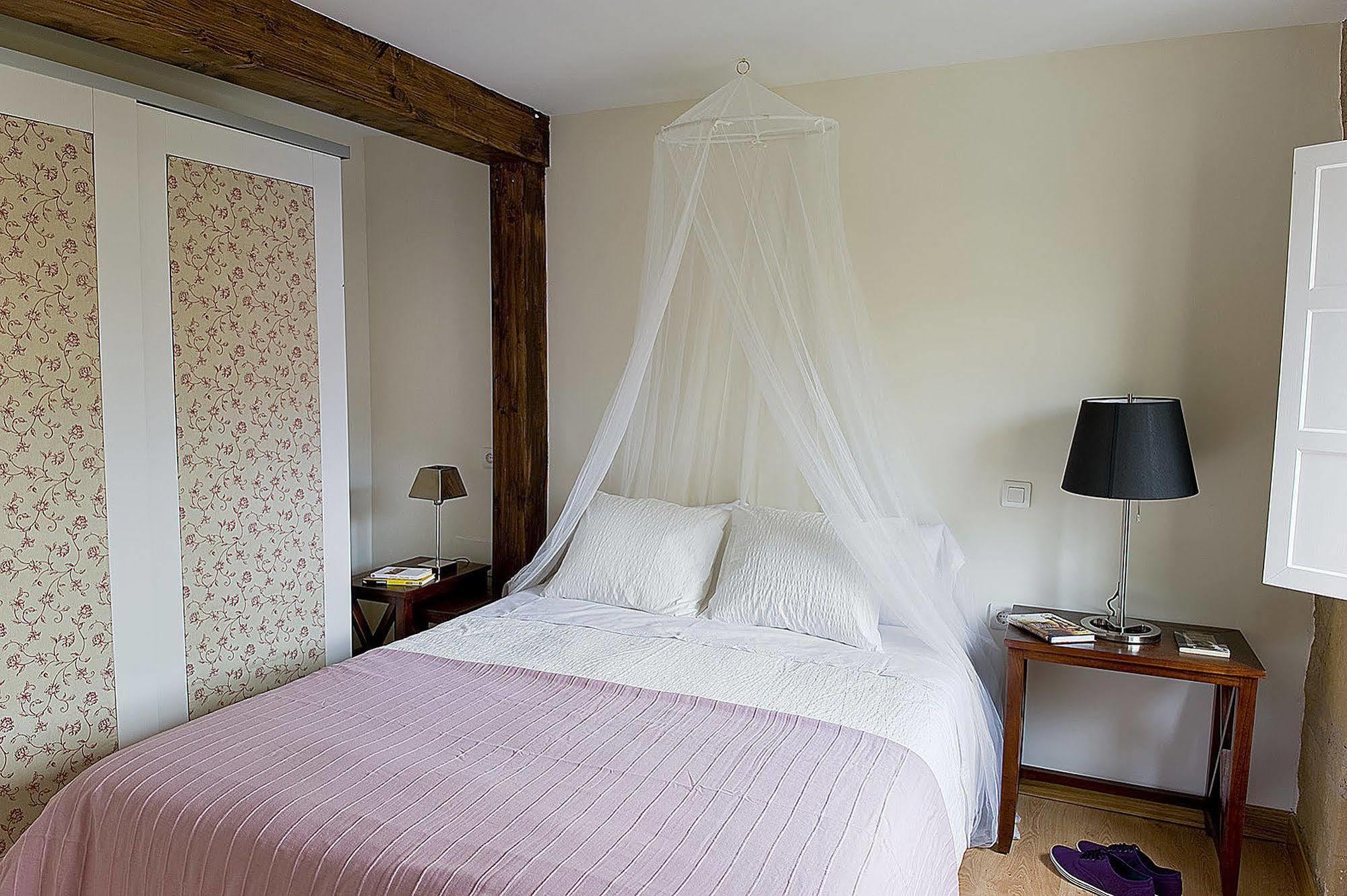 הארו Apartamentos Turisticos Los Zapatos Morados מראה חיצוני תמונה